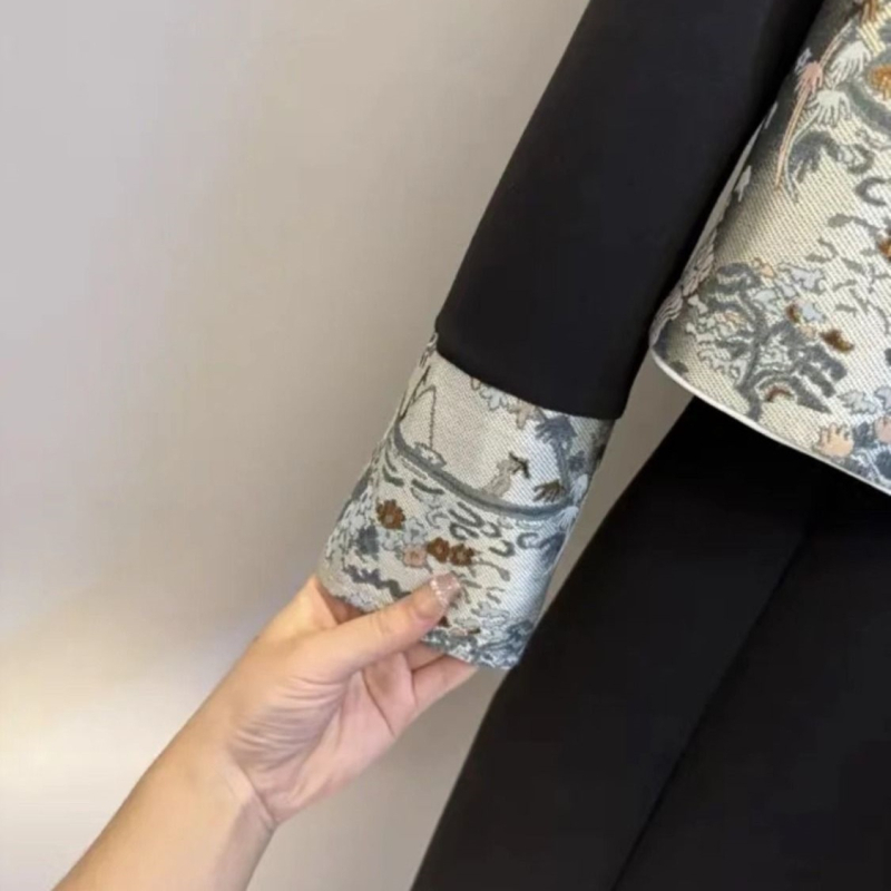 Plus veličine dvodijelni kostim sa suknjom, duge rukave u stilu princeze, mini duljina suknje, PVC-poliesterska tkanina
