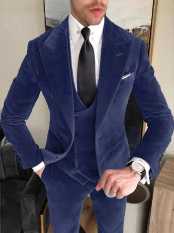 Muški trodjelni baršunasti odijelo, uska silueta, peak lapel, jednostrano zatvaranje s dva gumba