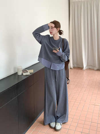 Ženski dvodijelni casual kostim: top s dugim rukavima tipa T‑shirt i široke hlače, elegantan uredski stil, jesen 2025