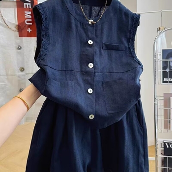 Costum din in pentru femei, două piese: top fără mâneci și șorturi, stil Royal Sister, compoziție 30–50% in și spandex, primăvară 2025