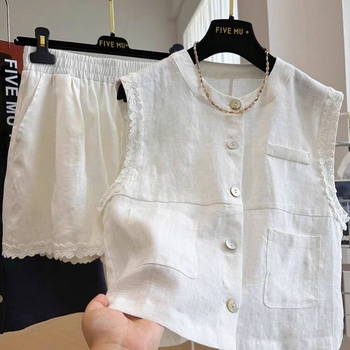 Costum din in pentru femei, două piese: top fără mâneci și șorturi, stil Royal Sister, compoziție 30–50% in și spandex, primăvară 2025