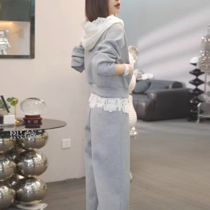 Ženski dvodijelni komplet s kapuljačom i hlačama, geometrijski uzorak, patchwork čipka – poliester, zimska 2025, japansko-korejski casual stil