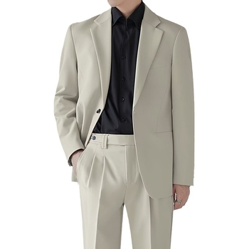 Sacou bărbătesc: nasturi la un rând, rever plat, croială ajustată, țesătură din fibră de acetat, amestec fibre chimice