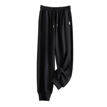 Pantaloni jogger pentru femei, croială lejeră, micro-elastici, poliester 80–90% conținut material, stil urban elegant
