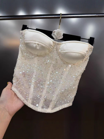 Top bustier fără bretele, cu paiete, talie accentuată — croială Slim, lungime ultra-scurtă, poliester