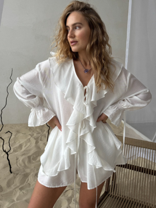 Set din două piese: cămașă cu decolteu în V și șorturi, mâneci clopot, culoare solidă, poliester, stil street hipster, primăvara 2025 (decolteu în V, mâneci clopot, culoare solidă, poliester, set din două piese)