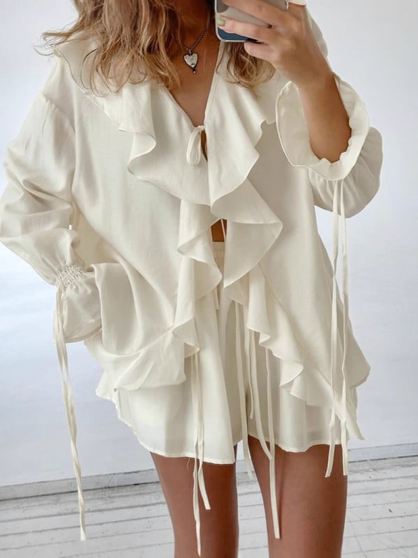 Set din două piese: cămașă cu decolteu în V și șorturi, mâneci clopot, culoare solidă, poliester, stil street hipster, primăvara 2025 (decolteu în V, mâneci clopot, culoare solidă, poliester, set din două piese)
