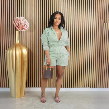 Costum din două piese, în dungi, Pantaloni trei sferturi, Țesătură poliester-elastan, Vara 2025, Stil stradal