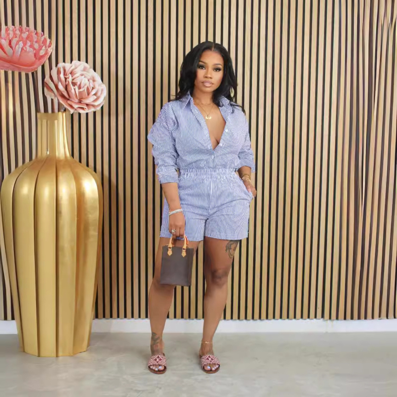 Costum din două piese, în dungi, Pantaloni trei sferturi, Țesătură poliester-elastan, Vara 2025, Stil stradal