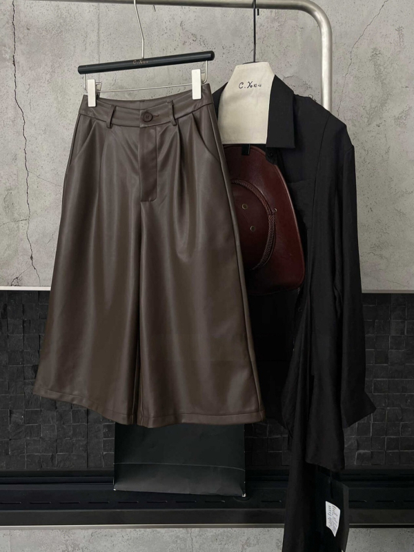 Ženske PU kožne cropped bootcut hlače, visoki struk, A-linija, široke nogavice, zatvarač