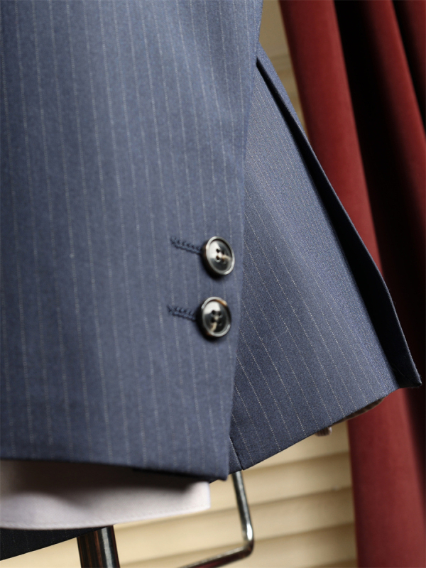 Costum bărbătesc din două piese, în dungi, slim-fit, rever ascuțit, amestec poliester-viscose-spandex