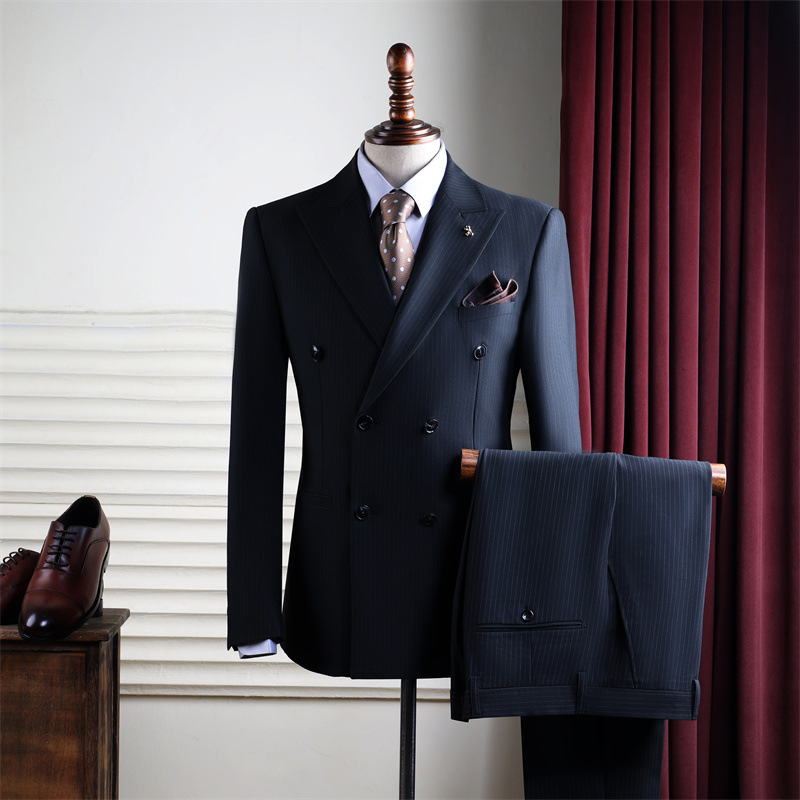 Costum bărbătesc din două piese, în dungi, slim-fit, rever ascuțit, amestec poliester-viscose-spandex