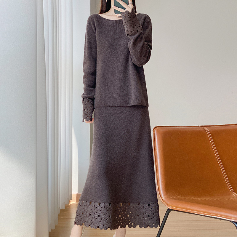 Set fustă-pulover din lână, țesătură mercerizată 90–95% lână, mâneci lungi, fustă midi, iarnă 2025