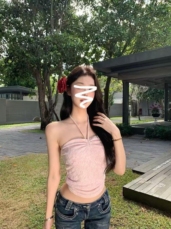 Halter top s trodimenzionalnim cvjetnim uzorkom, poliester tkanina (Proljeće 2025; Materijal: Poliester; Glavni sadržaj vlakana tkanine: Ispod 30%; Stil: književni retro) za žene