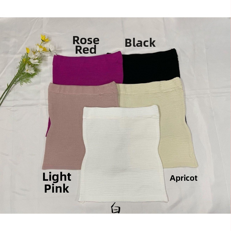 Roza-crvena plisirana elastična pletena tube top bez naramenica