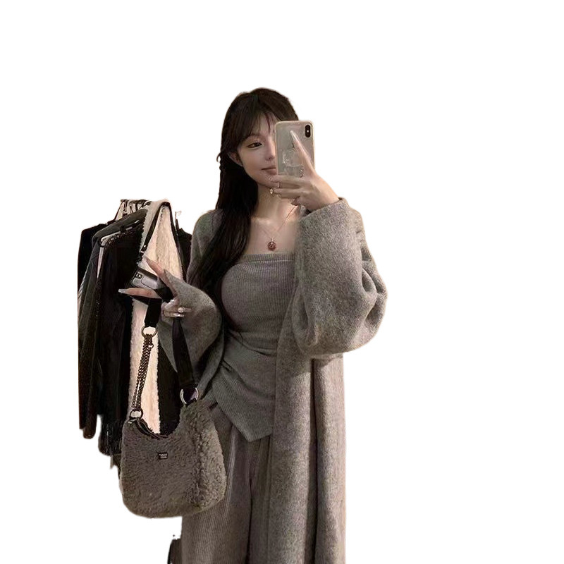 Plus-size ženski komplet za jesen/zimu 2024, korejski stil, džemper jakna, top bez naramenica i opuštene hlače, trodijelni set