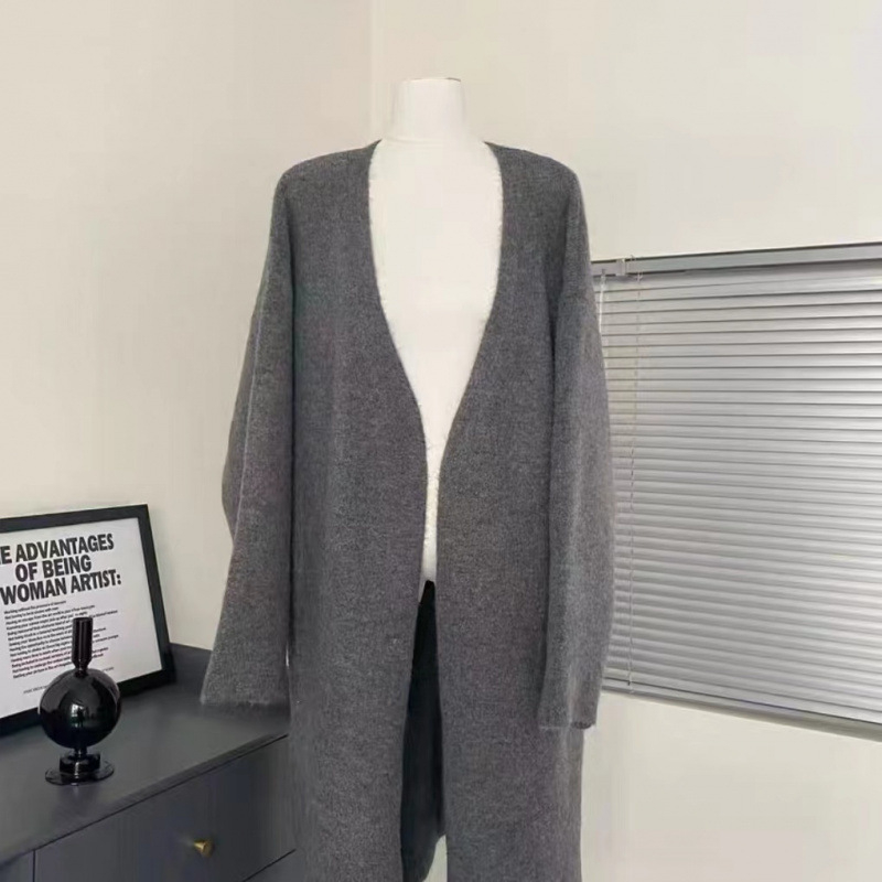 Plus-size ženski komplet za jesen/zimu 2024, korejski stil, džemper jakna, top bez naramenica i opuštene hlače, trodijelni set