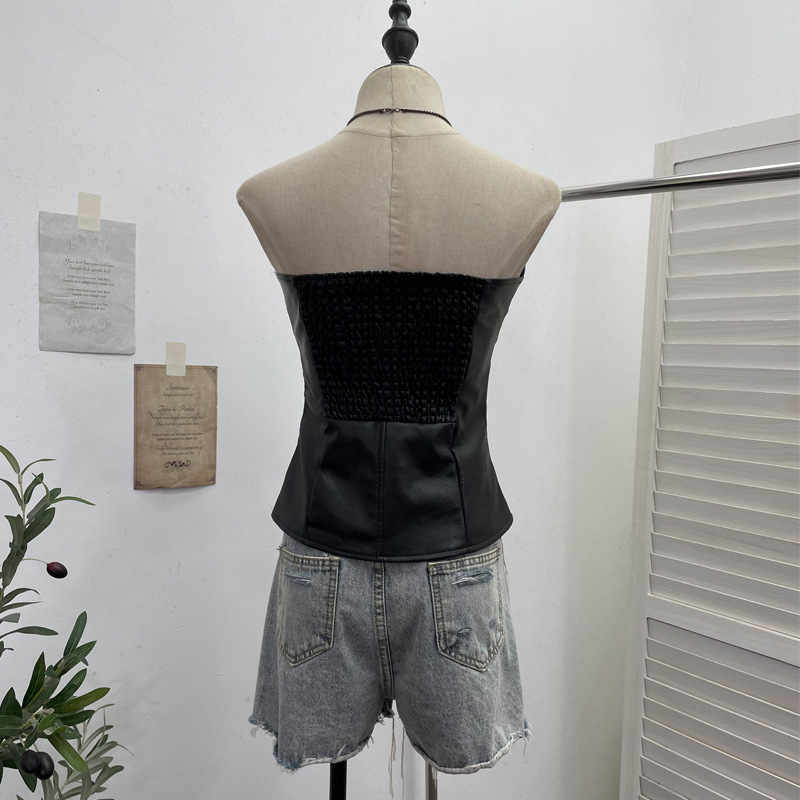 Punk PU koža bez rukava – tube top s ugrađenim jastučićima – nepravilnog kroja, jednobojni uzorak