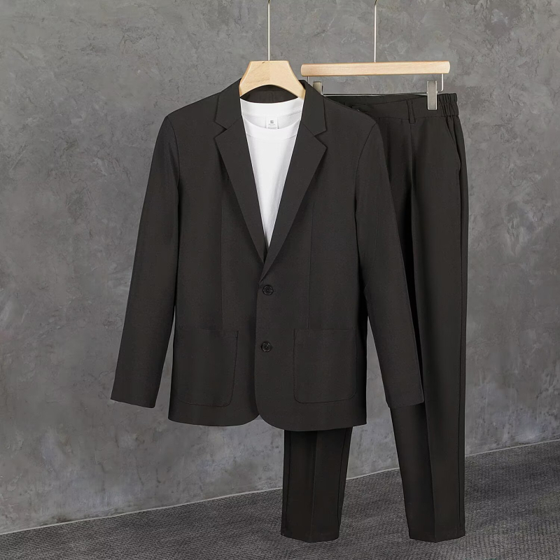 Muško sako slim fit, jednim gumbom, ravni rever, smjesa pamuka i lana, središnja stražnja rupa, proljeće 2025