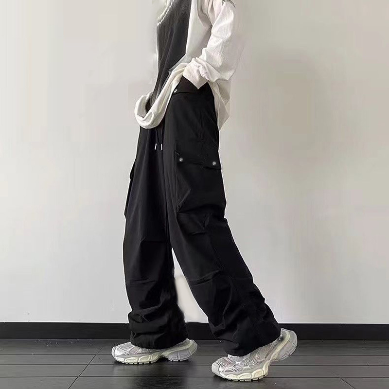 Unisex cargo hlače, slobodnog kroja, širokih nogavica, srednji pojas, debelo modalno vlakno, mikroelastičnost