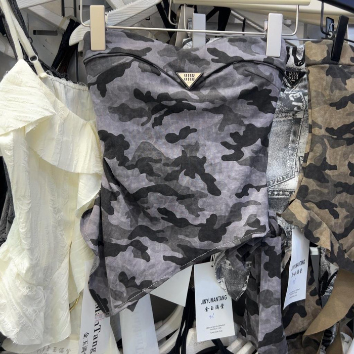 Tube top s odvojivim trakama, silueta A, proljeće 2025, za odrasle žene