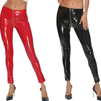 Hlače za pole dance s lakiranim izgledom, zatvaračem, otvorenim međunožjem, srednjim strukom, uskim krojem