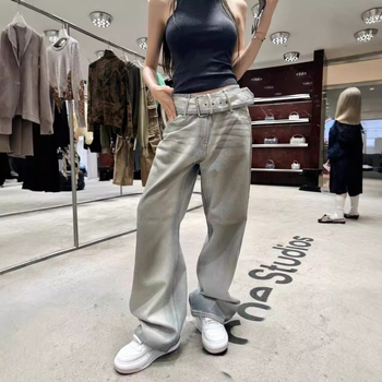 Traperice od denima s visokim strukom, opuštene krojenje, široke ravne nogavice