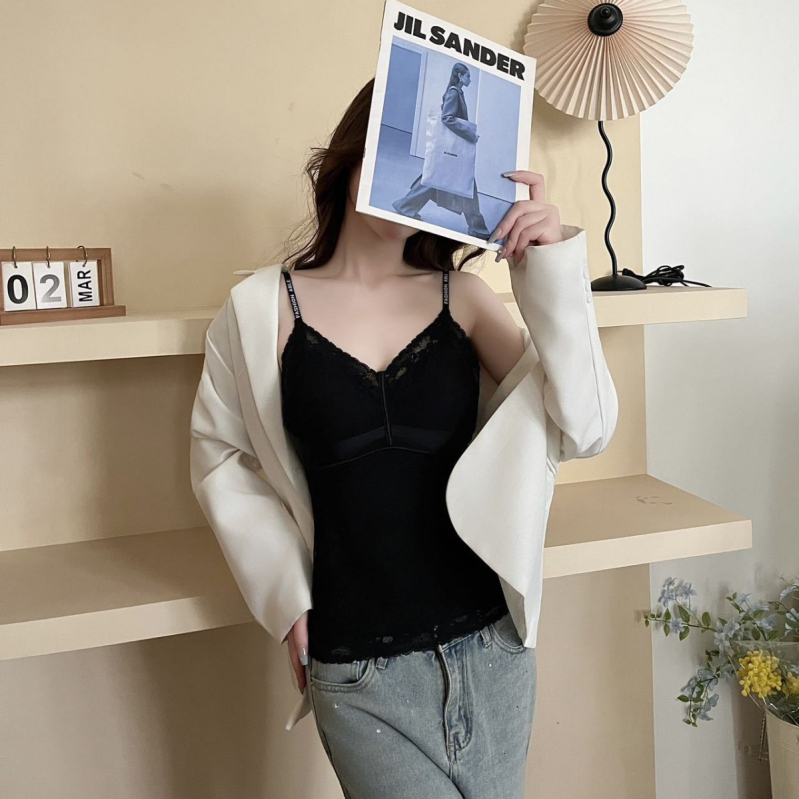 Bustier-top u stilu prsluka, visoke kvalitete; poliester vlakna; duljina struka; čvrsta šalica, tanak kalup