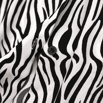 Rochie-tip cămașă cu panouri, mâneci trei sferturi, decolteu în V, croială lejeră, material acrilic