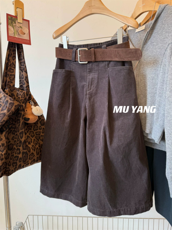 Corduroy cropped široke hlače, visokim strukom, ravni kroj, elegantan poslovni stil