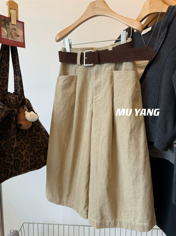 Corduroy cropped široke hlače, visokim strukom, ravni kroj, elegantan poslovni stil