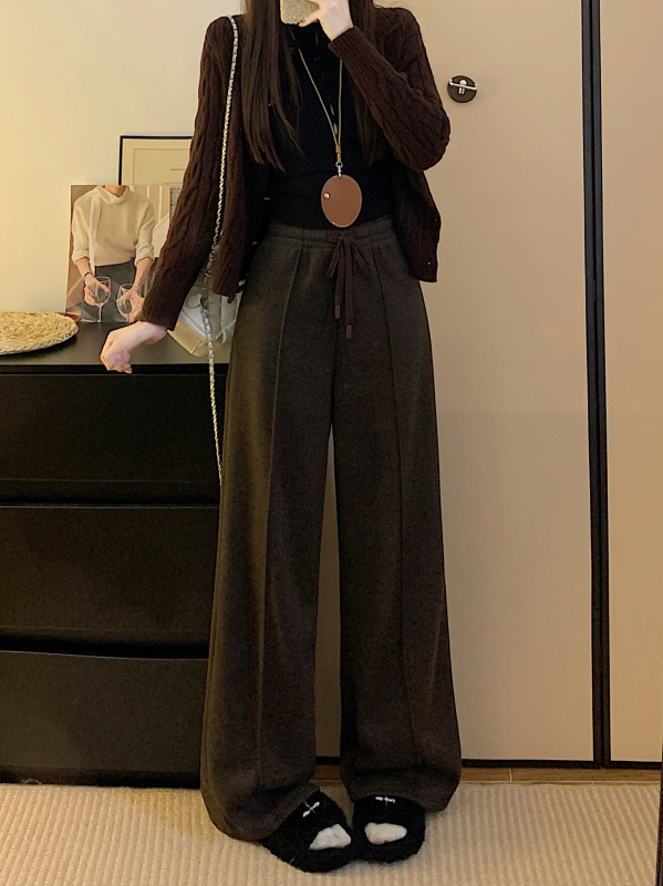 Široke hlače od poliestera, udio glavnog materijala 80–90%, elegantan gradski stil, zima 2025