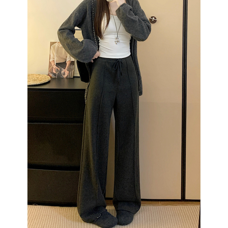 Široke hlače od poliestera, udio glavnog materijala 80–90%, elegantan gradski stil, zima 2025