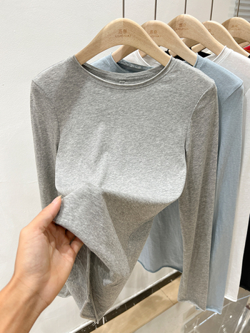 Ženski T-shirt od rayon materijala, kratki rukav, okrugli izrez, opušten kroj