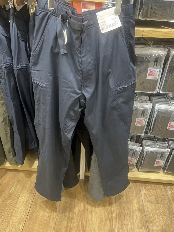 Muške radne hlače za casual nošenje, s flecom, ravni kroj, visok struk, zatvarač na zip, više džepova