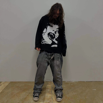 Y2K tamna streetwear majica s natpisom slovima, poliester 95%+, dugi rukavi, okrugli izrez, slobodan kroj