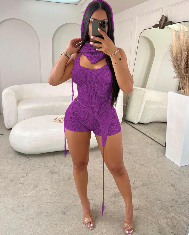 Ženski hlačni kostim, bez rukava, trodjelni set, hlače do 3/4 dužine, vuneno-polieterska smjesa 95% poliestera, ljeto 2023