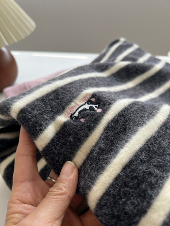 Ženski T-shirt od pamuk-poliester smjese, okrugli izrez, dugi rukav, jednobojna, labav kroj