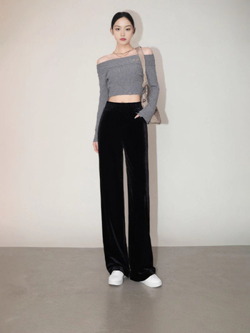 Női velúr széleslábú nadrág, poliészter velúr, elasztikus derék, vastag anyag, mikroelasztikusság, vasalásmentes felület