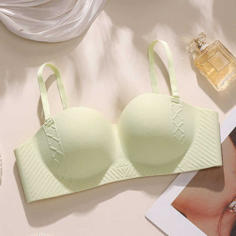 Jednodelni bezšivni bralet za male grudi, bežični, s uklonjivim dvostrukim trakama, strapless, 3/4 košarica, stražnje zatvaranje s tri reda
