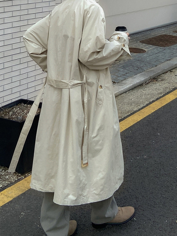 Koreai stílusú kabát, hosszított fazon, gallér, egysoros záródás, tavasz-ősz