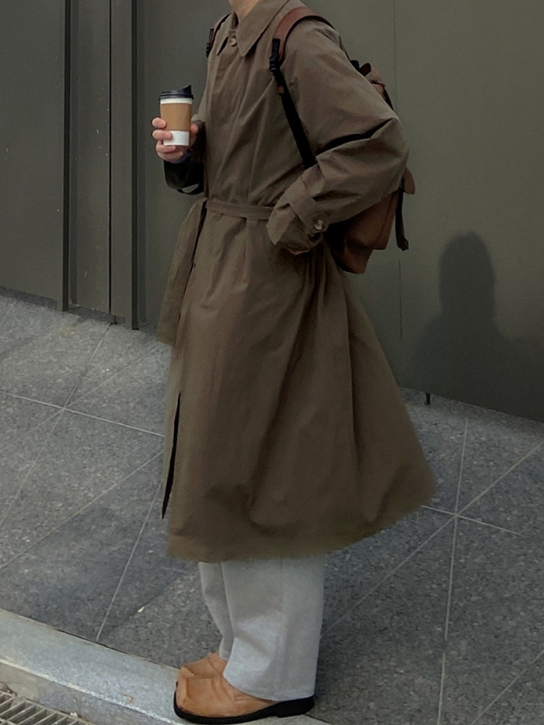 Koreai stílusú kabát, hosszított fazon, gallér, egysoros záródás, tavasz-ősz