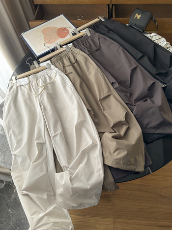 Női nylon cargo munkaruházati nadrág, elasztikus derék, vastag anyag, egyenes szabású, 95% nylon, ősz 2025