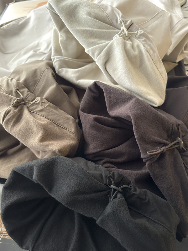 Női nylon cargo munkaruházati nadrág, elasztikus derék, vastag anyag, egyenes szabású, 95% nylon, ősz 2025