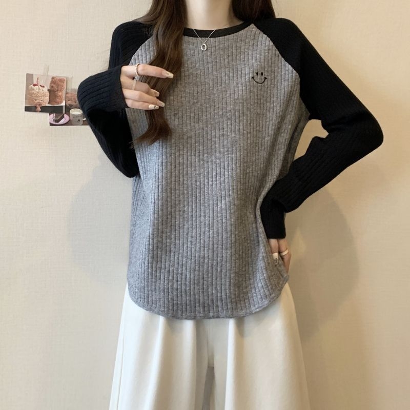 Majica od Mulberry Silk, okrugli izrez, A-linijski kroj, standardni rukavi, proljeće 2025