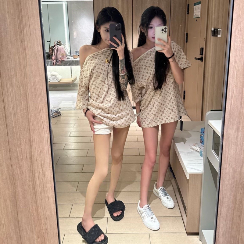 Majica kratkih rukava s Windsor ovratnikom, uski kroj, ljeto 2025, gradski stil