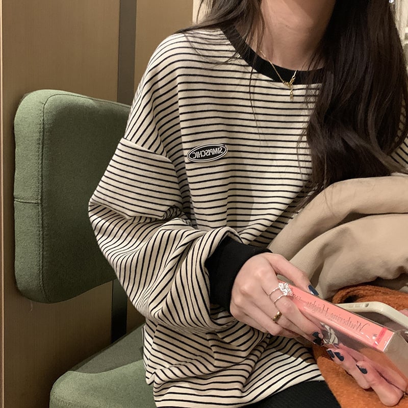 Ženski prugasti poliester T-shirt-sweatshirt, opuštena silueta, dugi rukav, okrugli izrez