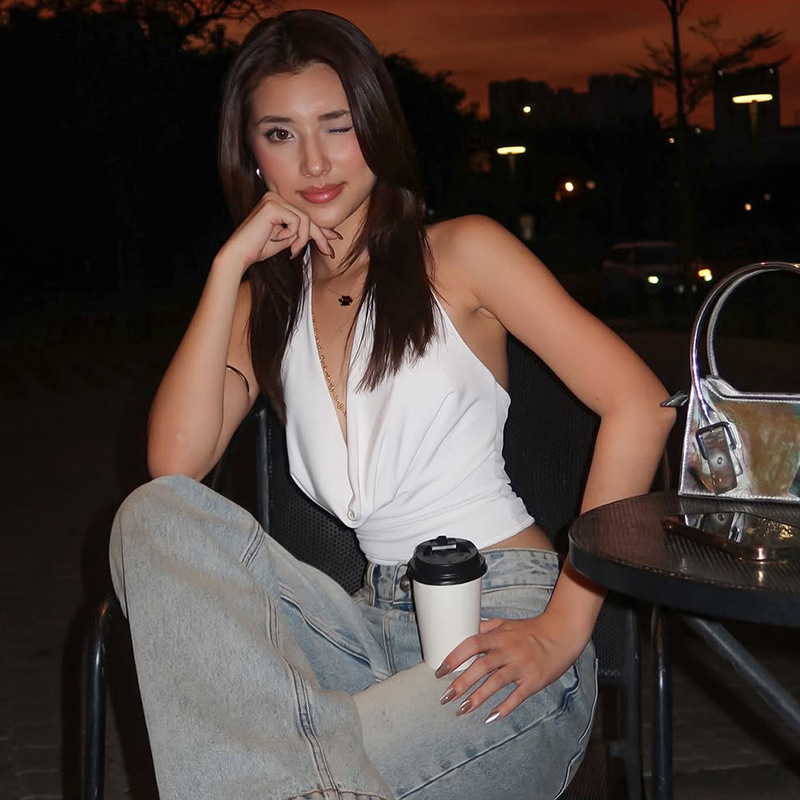 Női csőtop halter nyakú, nyitott hátsóval, slim fit, rövid fazon, pamut-poliészter keverék, mikro-elasztikus