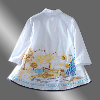 Top de dama mărime mare cu broderie puternică, croială lejeră casual, din bumbac, guler înalt, mâneci 3/4