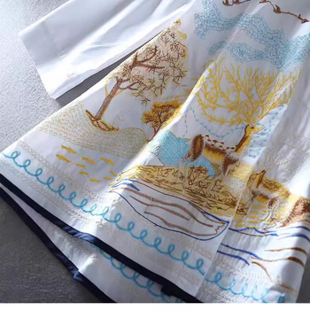 Top de dama mărime mare cu broderie puternică, croială lejeră casual, din bumbac, guler înalt, mâneci 3/4